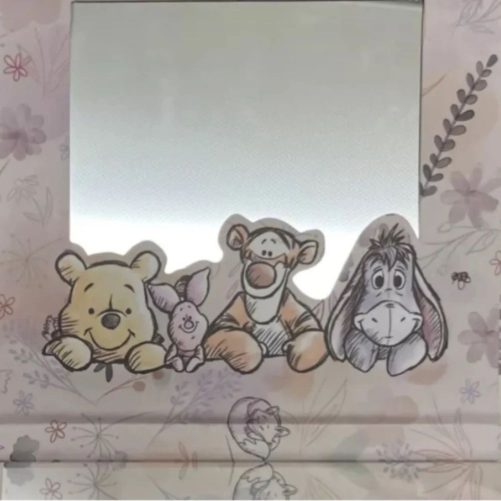 Disney Winnie The Pooh Heart Shaped Eyeshadow Palette With Mirror 12 Colors NEW